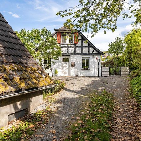 Fachwerk-Ferienhaus 1764 Eslohe Exterior photo
